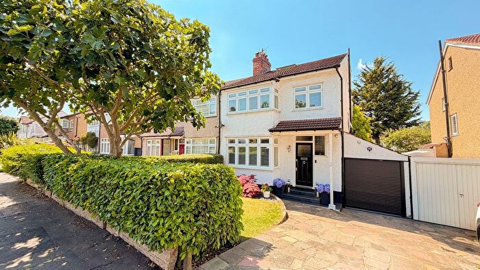 4 Bedroom Semi Detached House For Sale In Cambridge Road, Carshalton, Surrey., SM5