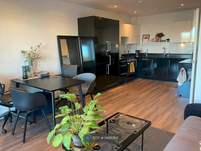 2 Bedroom Flat To Rent In Spa Road, London, SE16