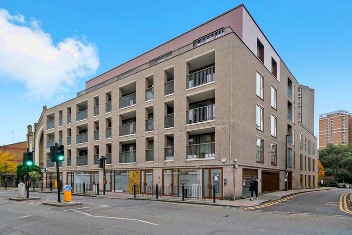 2 Bedroom Flat To Rent In Diss Street, London, E2