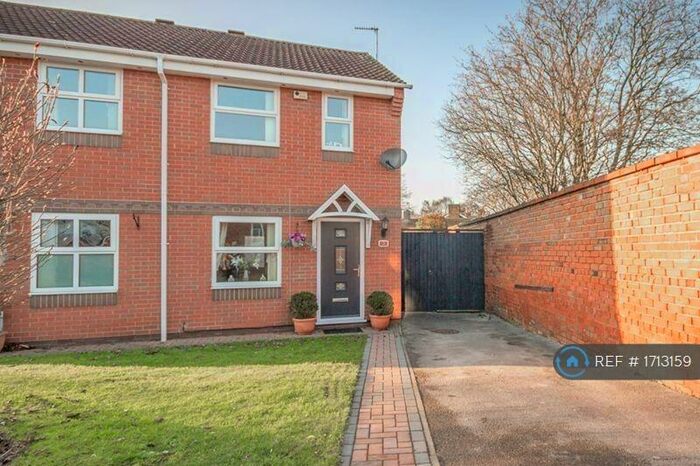 2 Bedroom Semi-Detached House To Rent In Rushcliffe Avenue, Chaddesden, Derby, DE21