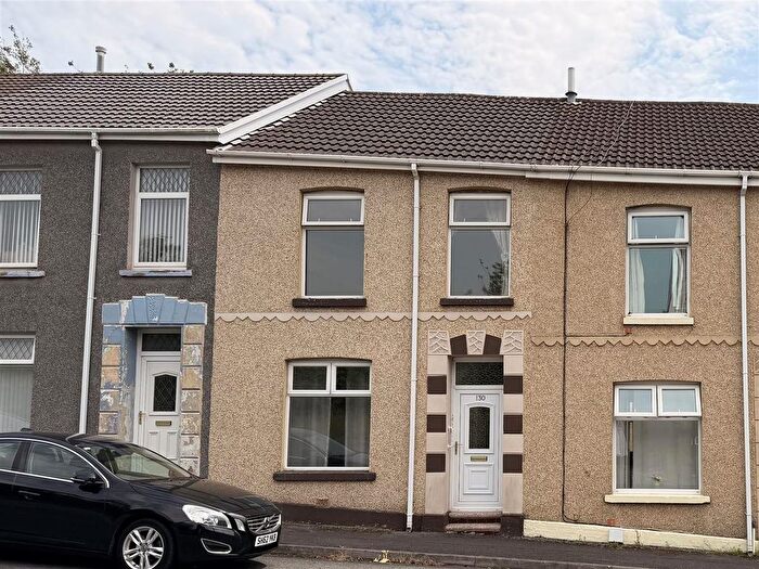 3 Bedroom Terraced House For Sale In Swansea Road, Llanelli, SA15