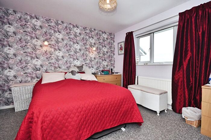 4 Bedroom Detached House For Sale In Storth Meadow Road, Glossop, SK13