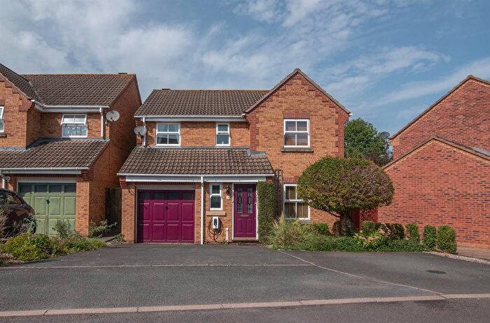 4 Bedroom Detached House To Rent In Ash Close, Malvern, Worcestershire, WR14