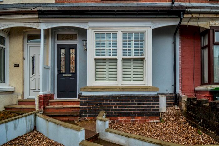 2 Bedroom Terraced House To Rent In Park Road, Bearwood, Birmingham, West Midlands, B67