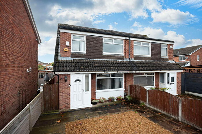 3 Bedroom Semi Detached House For Sale In Shearwater Road, Offerton, Stockport, SK2