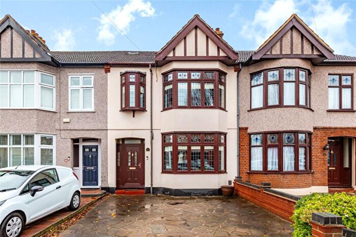 4 Bedroom Terraced House To Rent In Burnway, Hornchurch, Essex, RM11