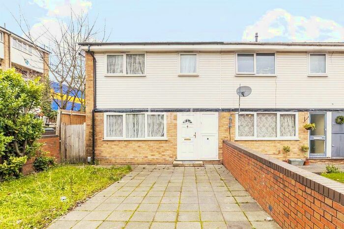 3 Bedroom House To Rent In Cornish Grove, Anerley **Zero Deposit Available On This Property**, SE20