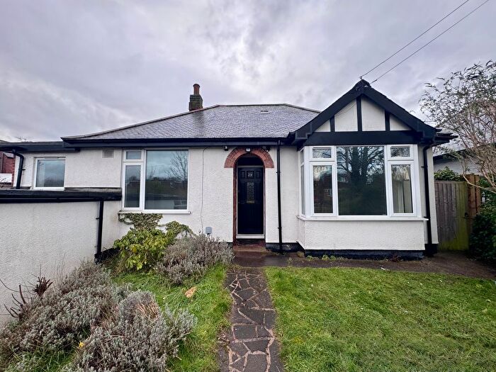2 Bedroom Detached Bungalow To Rent In Albert Road, Nottingham, NG9