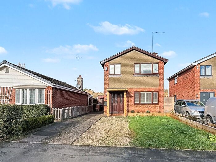 3 Bedroom Detached House For Sale In West Street, Weedon, NN7