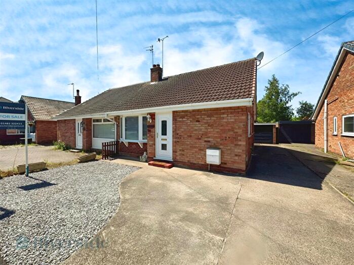 2 Bedroom Semi-Detached Bungalow For Sale In Windham Crescent, Wawne, HU7