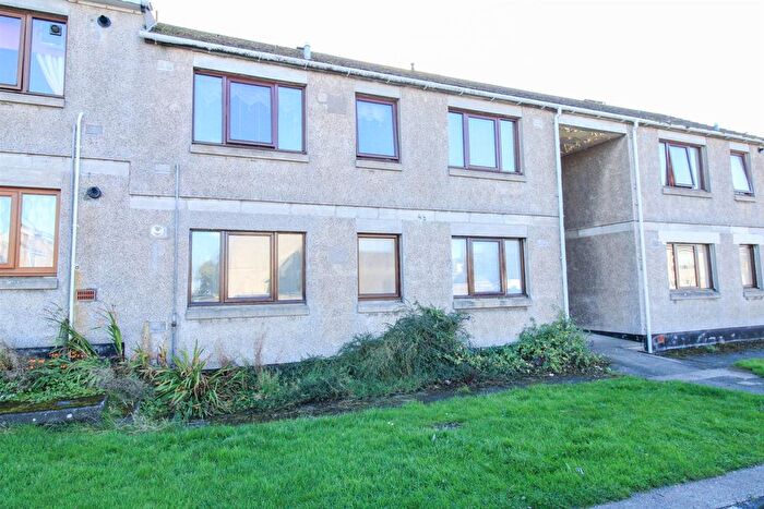2 Bedroom Flat For Sale In Loch Street, Wick, KW1