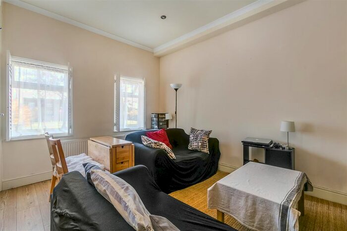 Studio To Rent In South Ealing Road, Ealing, London, W5