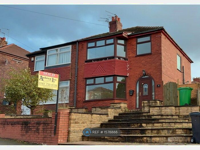 3 Bedroom Semi-Detached House To Rent In Ellbourne Road, Manchester, M9