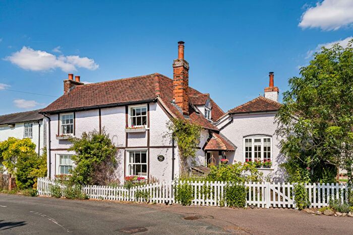 3 Bedroom Detached House For Sale In Crabtree Lane, Pirton, Hitchin, SG5