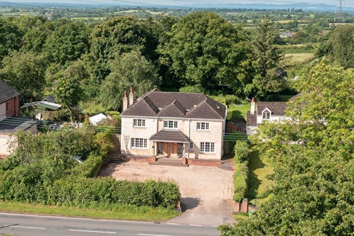 4 Bedroom Detached House For Sale In The Ridgeway, Astwood Bank, Redditch, B96