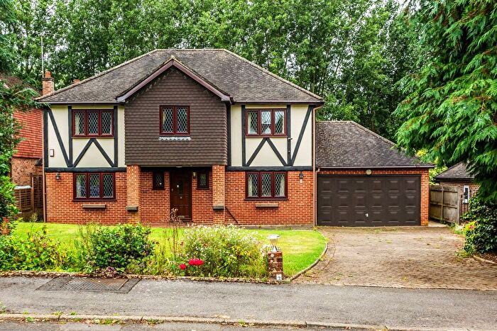 4 Bedroom Detached House For Sale In Greystone Park, Sundridge, Sevenoaks, TN14