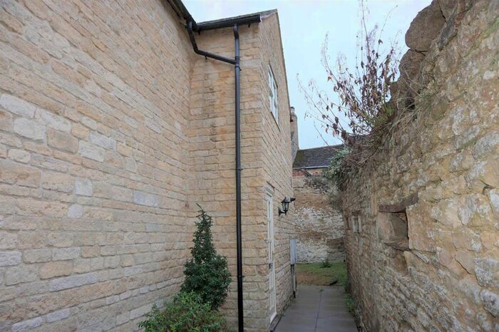 2 Bedroom End Of Terrace House To Rent In East Road, Oundle, Peterborough, PE8