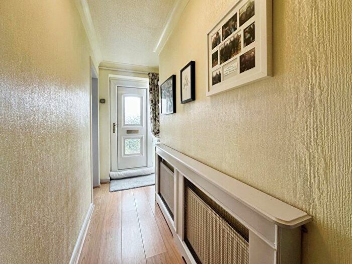 4 Bedroom Detached Bungalow For Sale In Mendip Crescent, Bury, BL8