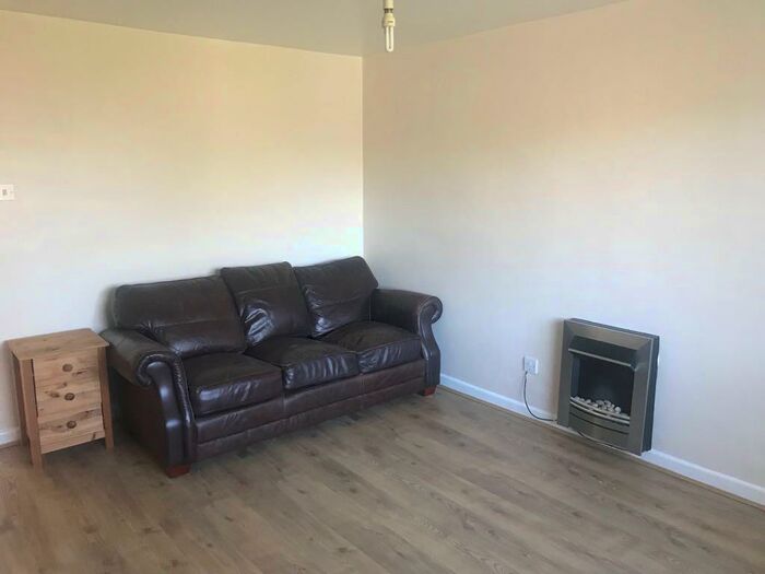 2 Bedroom Maisonette To Rent In Elm Close Binley Woods Coventry, CV3