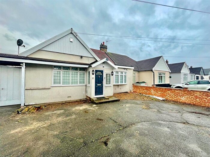 3 Bedroom Bungalow To Rent In Brampton Road, Bexleyheath, Kent, DA7