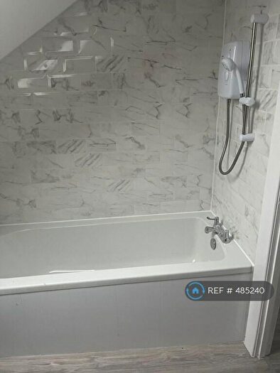 1 Bedroom Flat To Rent In West Main Street, Harthill, ML7