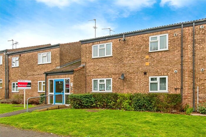 2 Bedroom Flat For Sale In Appleyard, Peterborough, Cambridgeshire, PE2