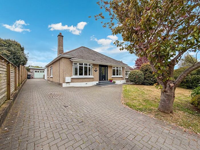 3 Bedroom Detached Bungalow For Sale In Camborne, Spacious Detached Bungalow, TR14