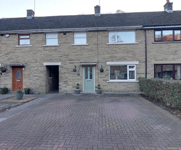 3 Bedroom Terraced House For Sale In Lineholme Avenue, Todmorden, OL14