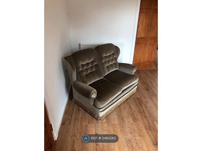 1 Bedroom Flat To Rent In Rosemount Buildings, Edinburgh, EH3