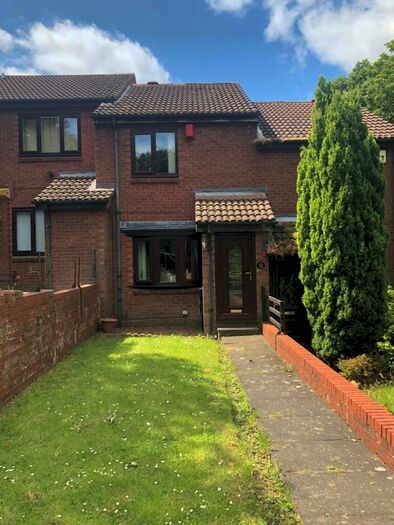 2 Bedroom Terraced House To Rent In The Foxhills, NE16