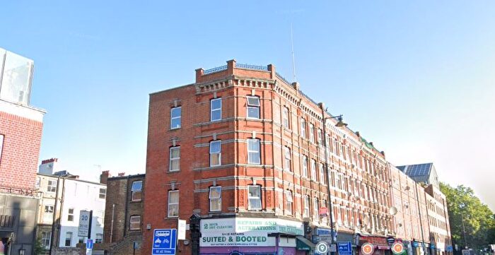 1 Bedroom Flat To Rent In Stoke Newington Road, London, N16