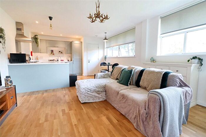 1 Bedroom Apartment For Sale In Marr House, The Square, Lower Bristol Road, Bath, BA2
