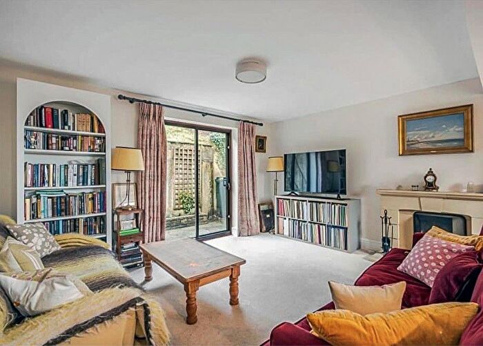 3 Bedroom Detached House For Sale In Avening, GL8