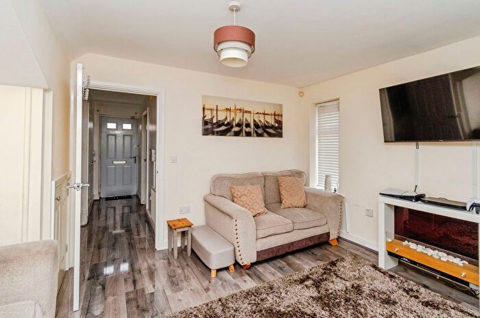2 Bedroom End Of Terrace House For Sale In Bird Brook Close, Darlaston, Wednesbury, West Midlands, WS10