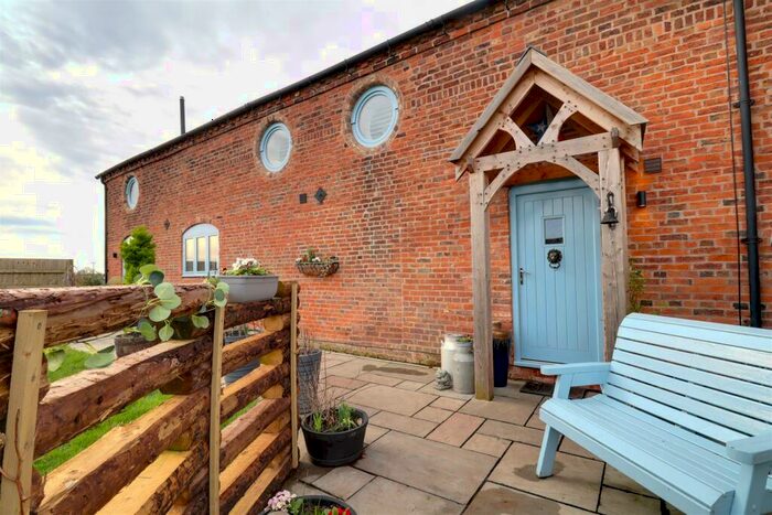 3 Bedroom Barn Conversion For Sale In Rushy Lane, Barthomley, Crewe, CW2