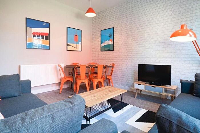 6 Bedroom Terraced House To Rent In Springfield Road, Brighton, BN1