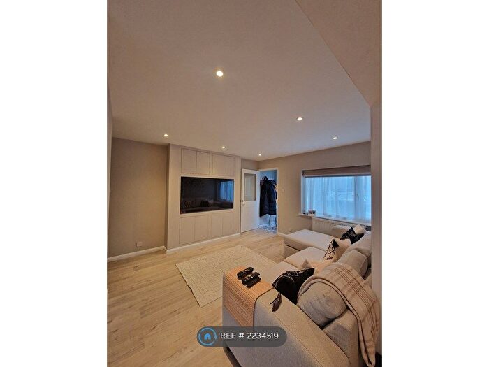 3 Bedroom End Of Terrace House To Rent In Breaches Gate, Bradley Stoke, Bristol, BS32