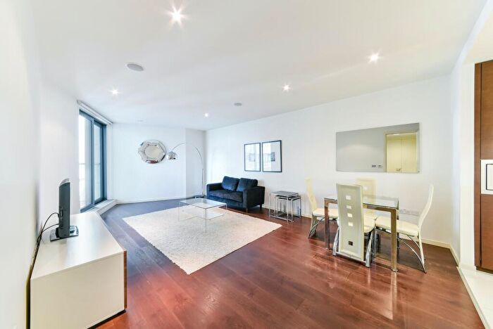 1 Bedroom Apartment To Rent In South Boulevard, Baltimore Wharf, Canary Wharf, E14