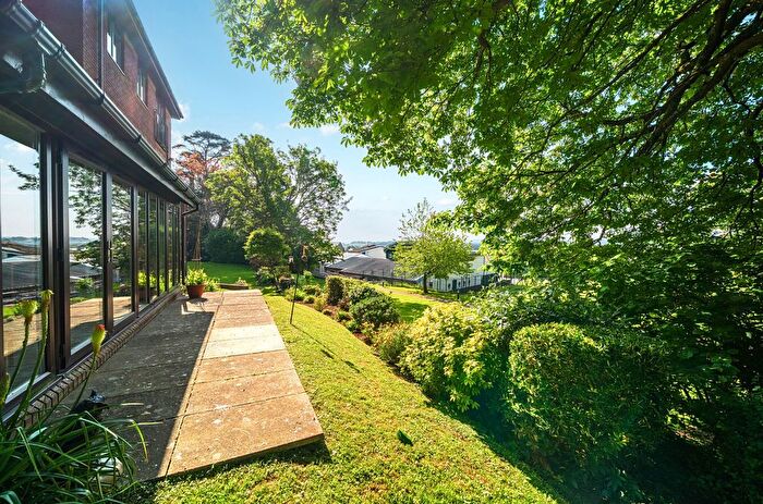 1 Bedroom Flat For Sale In Oldway Road, Paignton, Devon, TQ3