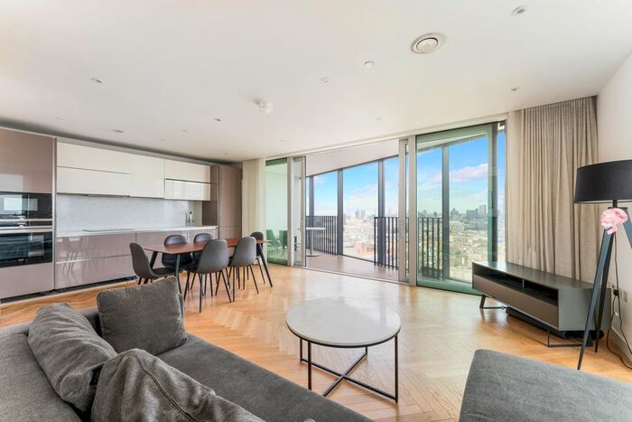 3 Bedroom Flat To Rent In Two Fifty One, Southwark Bridge Road, London, SE1