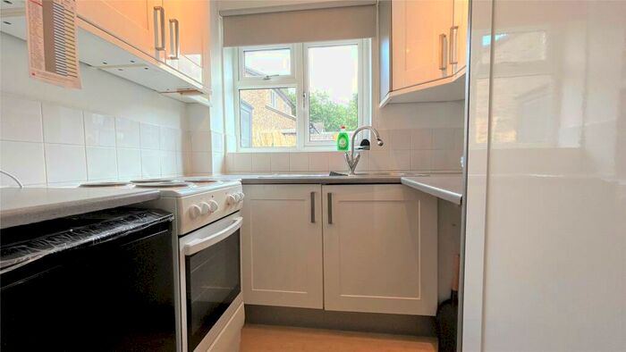 1 Bedroom End Of Terrace House To Rent In Merton Close, Owlsmoor, Sandhurst, Berkshire, GU47