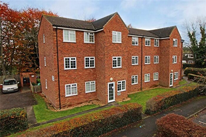 1 Bedroom Apartment To Rent In Surrey, KT16