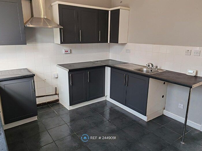 3 Bedroom Terraced House To Rent In Middlecroft Road, Staveley, Chesterfield, S43