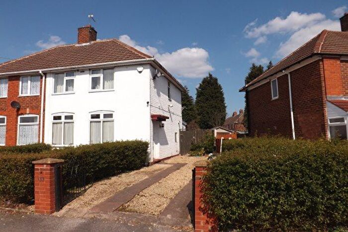 2 Bedroom Property To Rent In Kingsland Road, Birmingham, B44