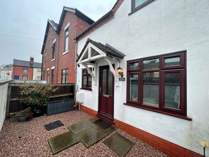 1 Bedroom End Of Terrace House To Rent In Dartmouth Street, Littleworth, Stafford, ST16