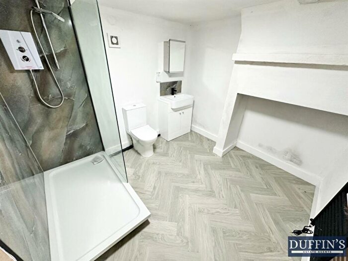 2 Bedroom Flat To Rent In Preston New Road, Blackburn, BB2