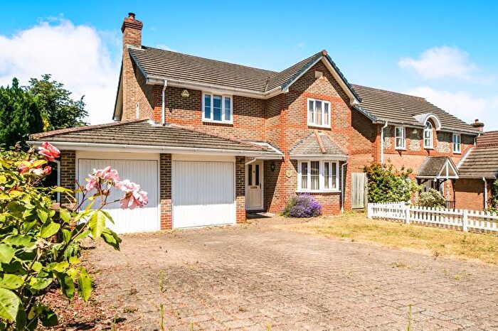 4 Bedroom Detached House To Rent In Roebuck Rise, Reading, RG31