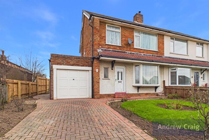 3 Bedroom Semi-Detached House For Sale In Markham Avenue, Whitburn, SR6