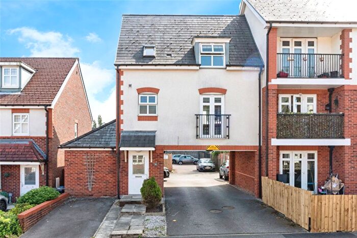 2 Bedroom Flat For Sale In Camberwell Drive, Warrington, Cheshire, WA4
