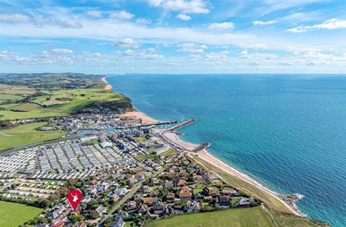 3 Bedroom Bungalow For Sale In Meadway, West Bay, Bridport, DT6